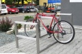 stojak-rowerowy-rosa-z-poprzeczka2.jpg