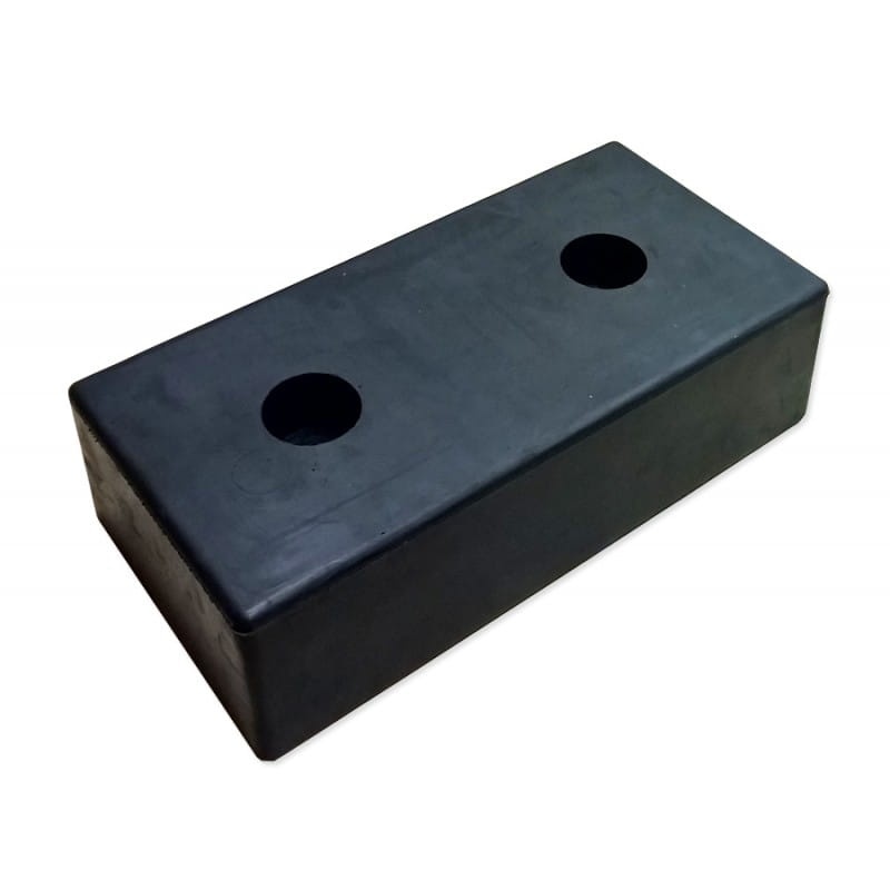 Gumowy odbój rampowy 50x14x25 cm.jpg